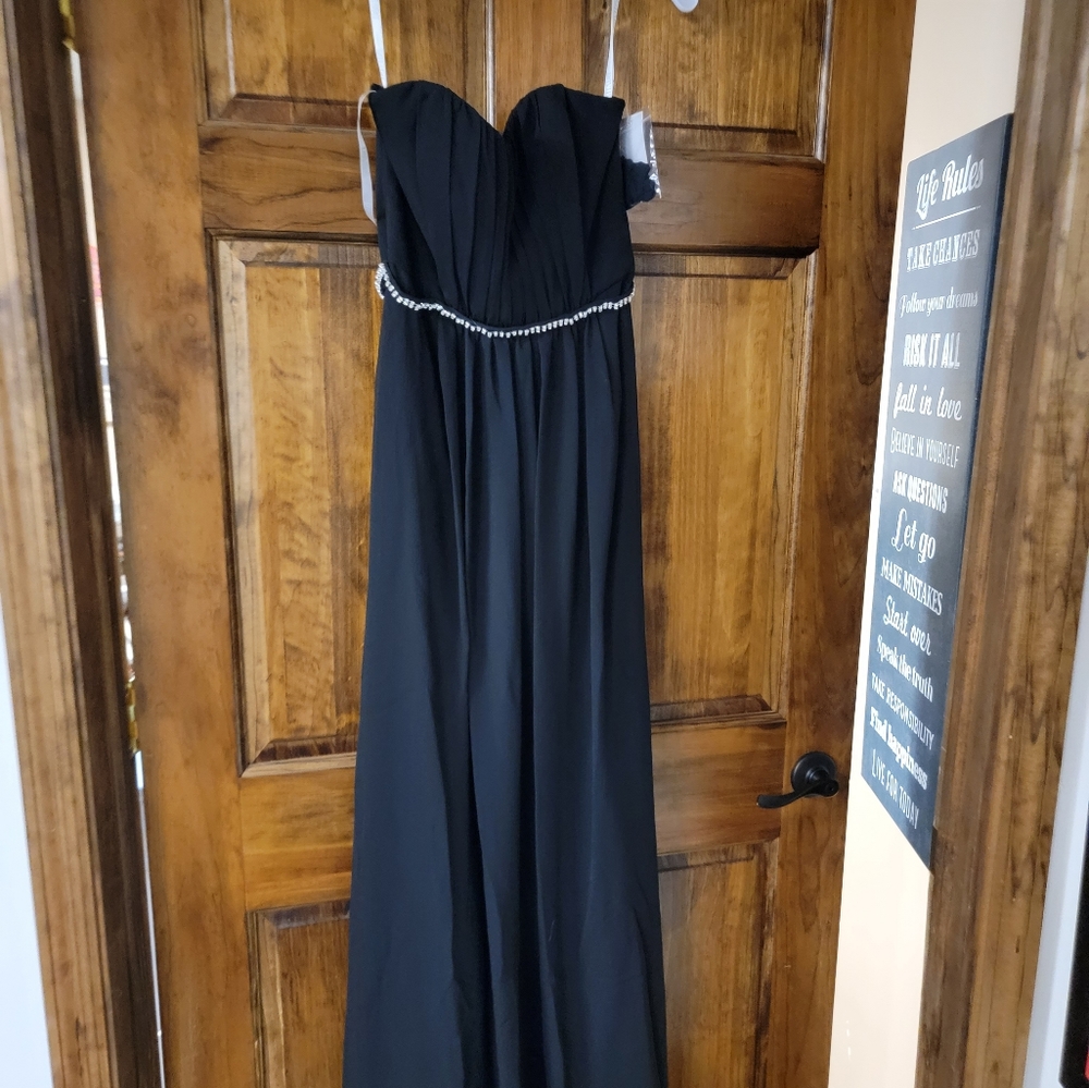 NWT Black and Rhinestone Giwn